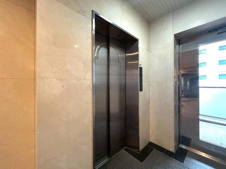 その他 エレベーター完備のため荷物が多くなっても安心。
