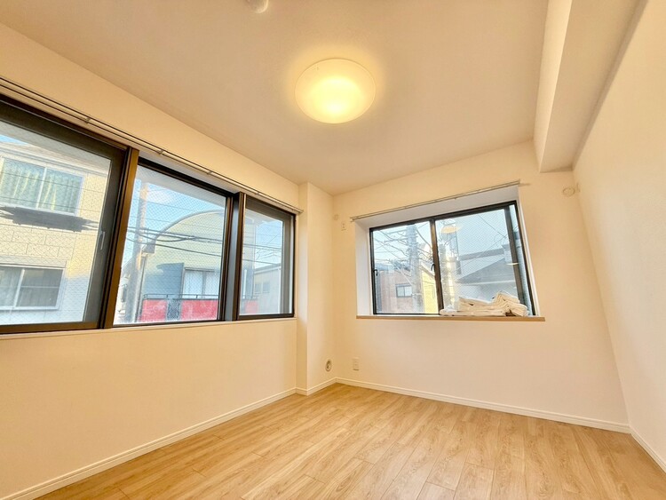 その他 清かで艶やかな時間をもたらしてくれる室内です。