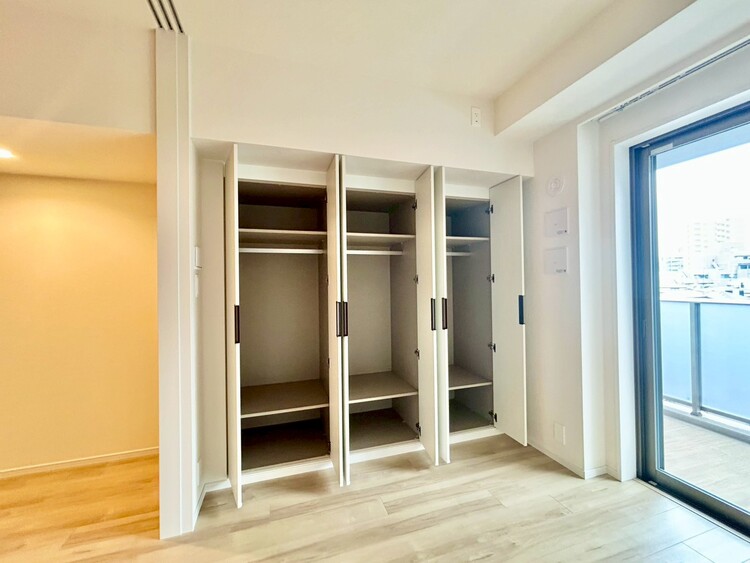 その他 家電やスーツケース、ストック品など何でも片付く嬉しい空間です。