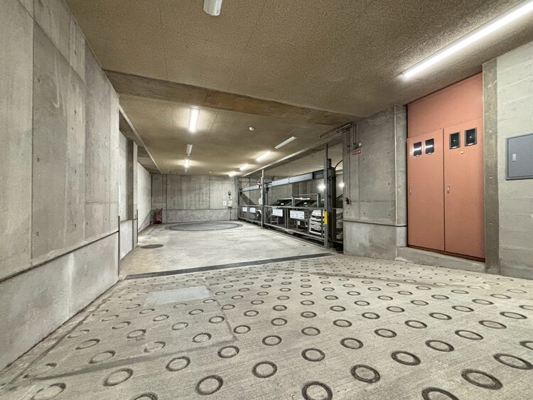 その他 駐車スペースが嬉しいですね。※空き状況は都度ご確認下さい。