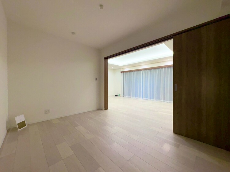 その他 清かで艶やかな時間をもたらしてくれる室内です。