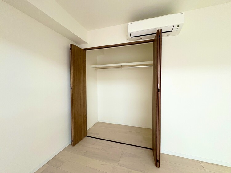 その他 収納スペースが付いていて、お部屋を広く使っていただけます。