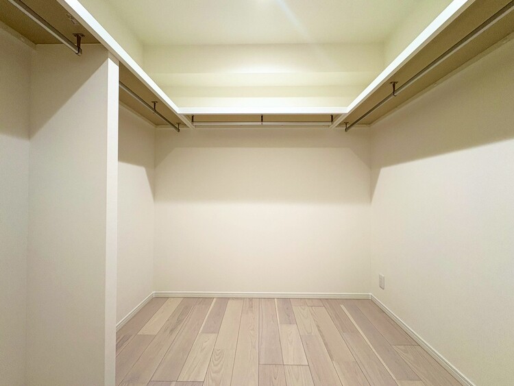 その他 家電やスーツケース、ストック品など何でも片付く嬉しい空間です。