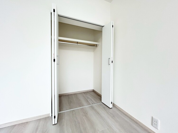 その他 家電やスーツケース、ストック品など何でも片付く嬉しい空間です。