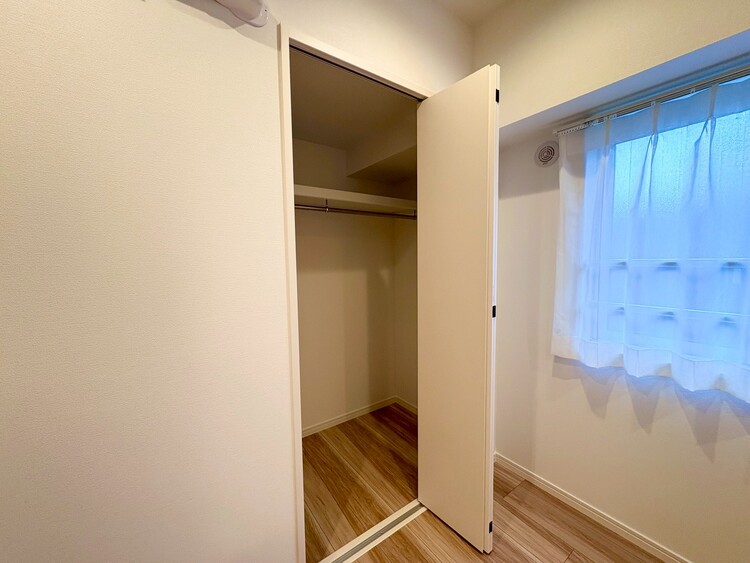 その他 家電やスーツケース、ストック品など何でも片付く嬉しい空間です。