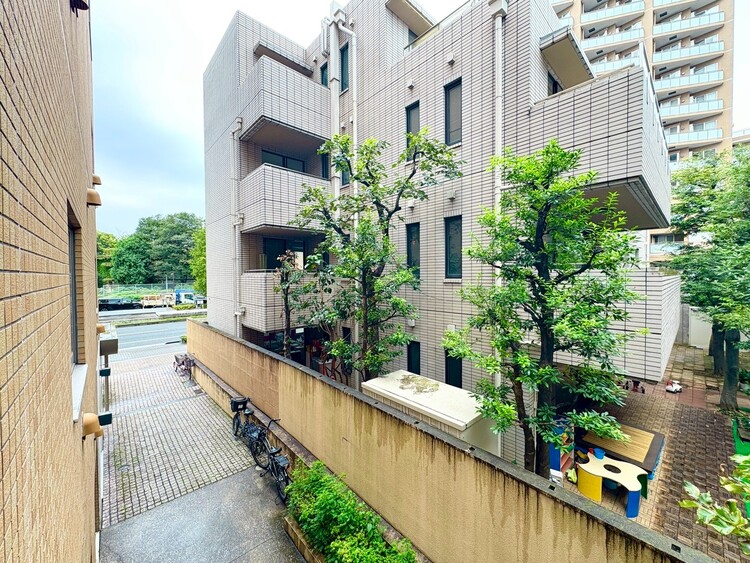 その他 眺望や窓からの景色が良いと、家で過ごす時間も快適です。