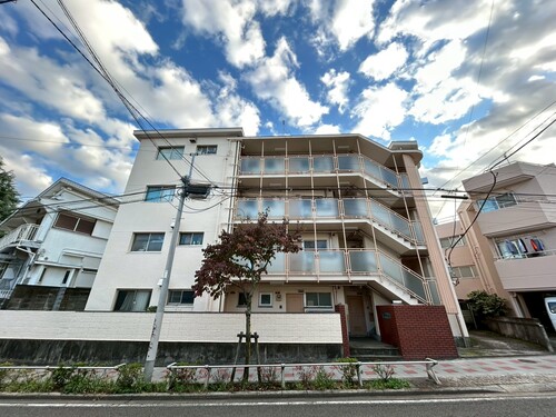 駒留マンションの物件画像