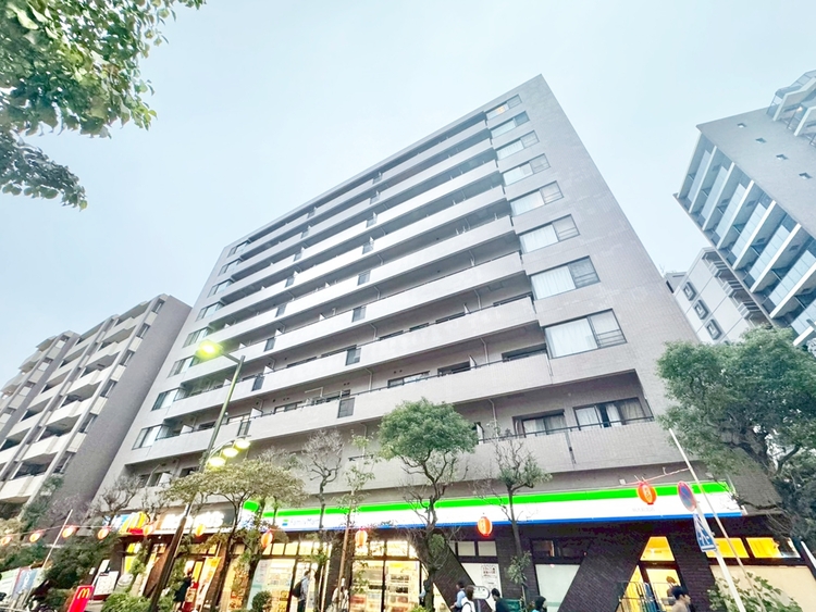 その他 飽きのこないシンプルモダンな外観です。