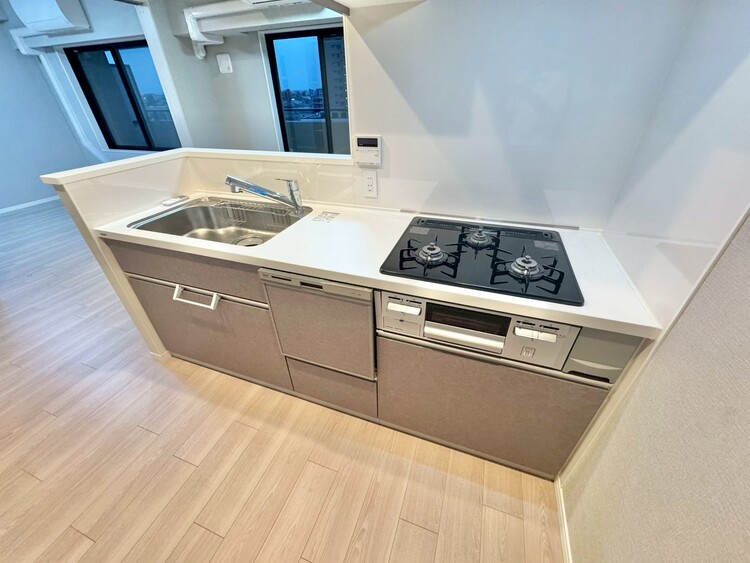 その他 使いやすくスタイリッシュなキッチン空間になっております。