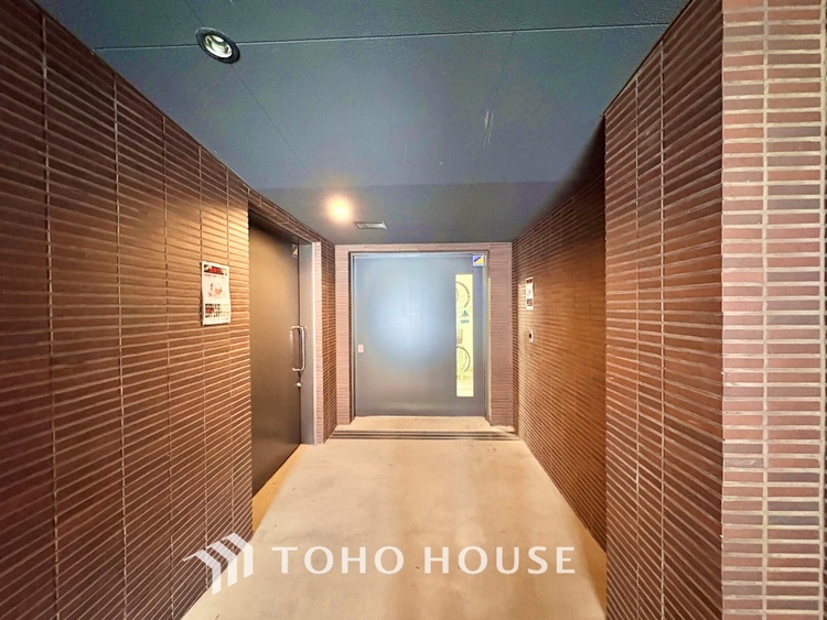 その他 ◆隠された美しさ◆流麗な音楽が流れているような繊細でいながら整然かつ堅牢なこの空間。この空間は確かに美しい。しかし、そこには美しさ以上のものが隠されている。