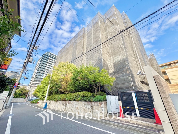 エントランス 陽だまりに満ちたくつろぎの空間を演出します。