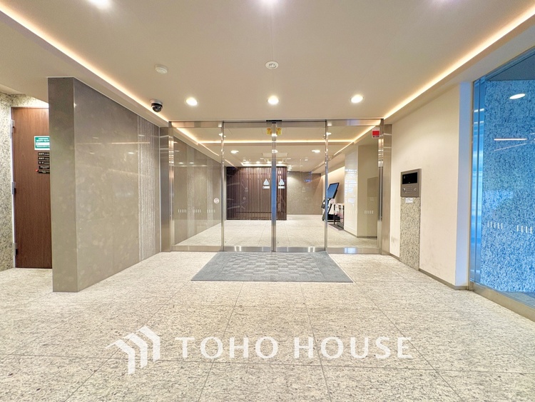 駐車場 家族みんなの笑顔が、笑い声が絶えない幸せいっぱいのこの場所で新たな生活が始まる。