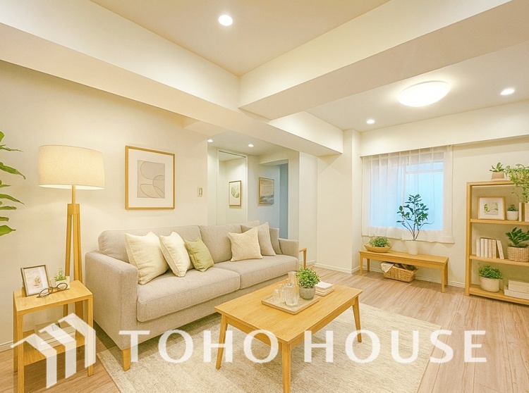 内装 ＊配置してある家具や小物はCGによるイメージ画像です。◆サンサンと◆差し込む太陽の光がこのリビングに笑いをもたらす.