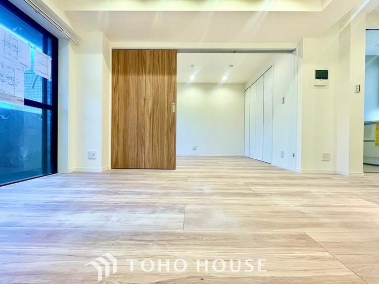 内装 【LIVING】◆simple is best◆無駄のない綺麗なつくりのリビングルームであなただけの暮らしを。