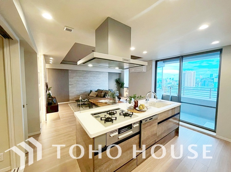 内装 家族みんなの笑顔が、笑い声が絶えない幸せいっぱいのこの場所で新たな生活が始まる