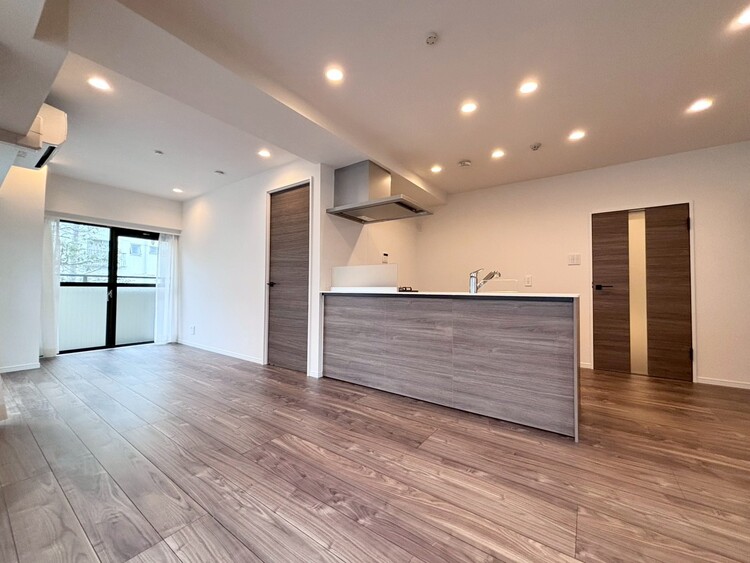 その他 シンプルな内装と偏り過ぎないデザインで統一しました。