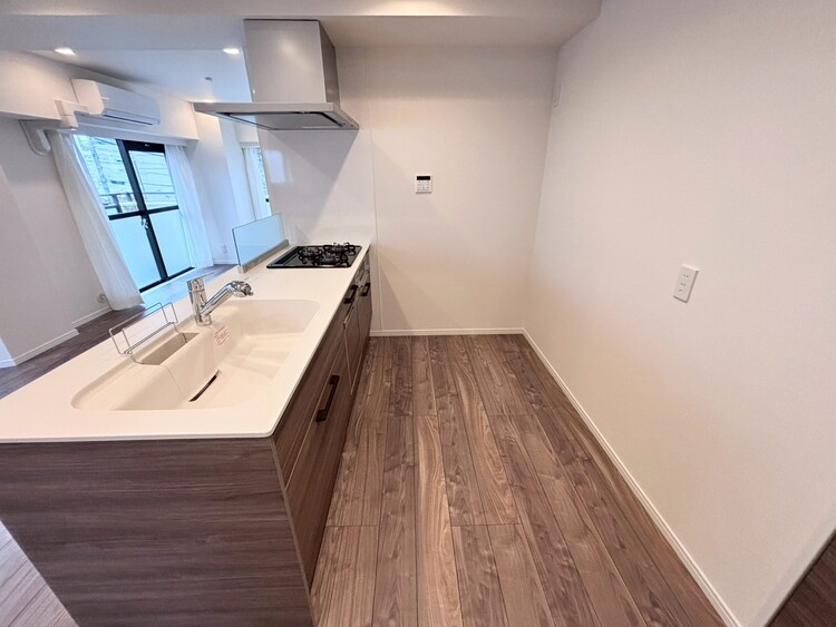 その他 開放感のあるキッチンスペース。調理をしながら、会話も弾みそうですね。