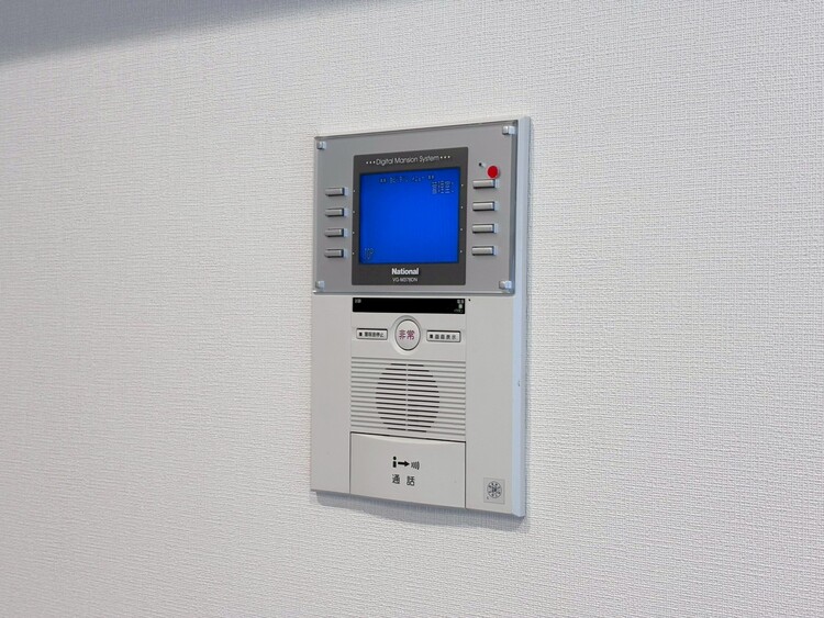 その他 誰が来てもわかる様にモニター付きインターホンを設置。