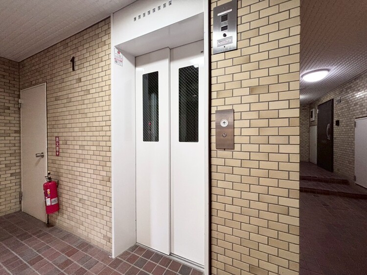 その他 エレベーター完備のため荷物が多くなっても安心。