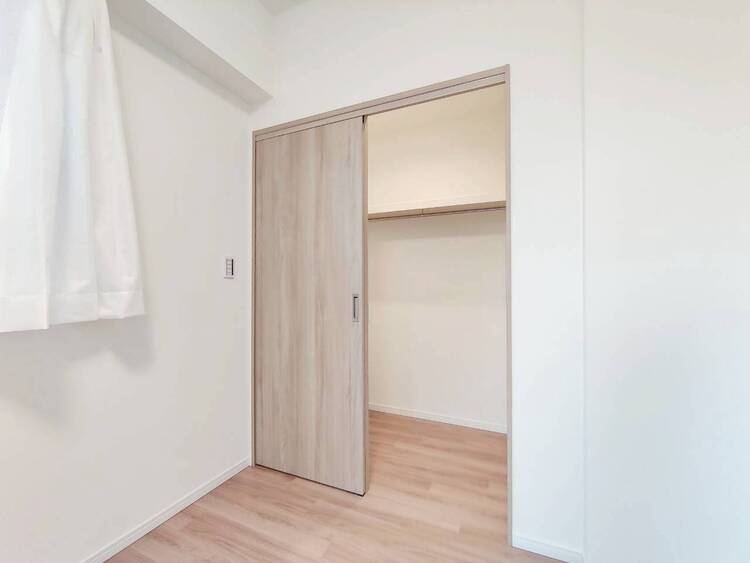 その他 収納スペースが付いていて、お部屋を広く使っていただけます。