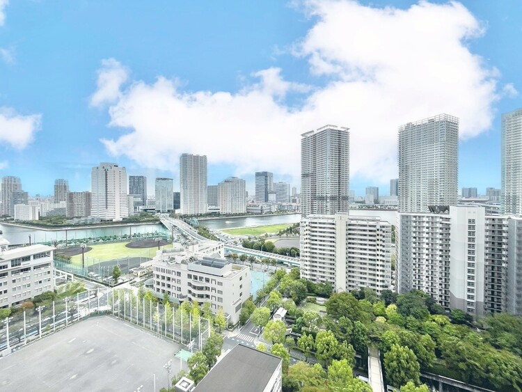 その他 眺望や窓からの景色が良いと、家で過ごす時間も快適です。