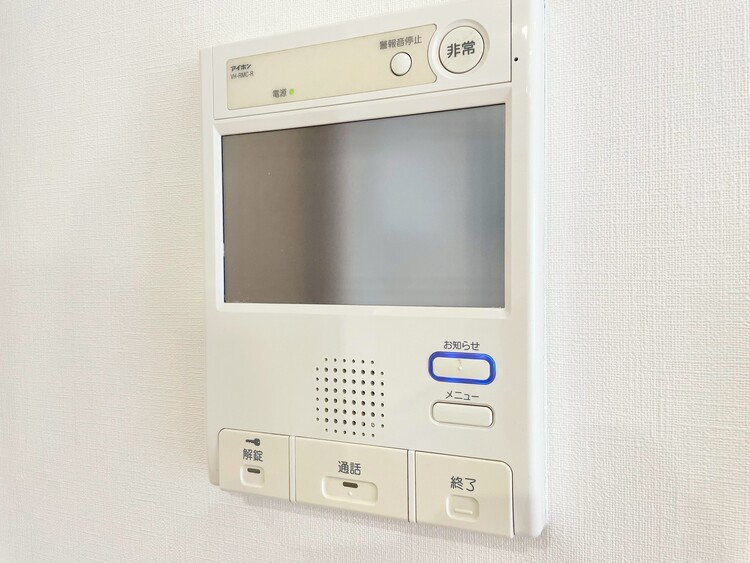 その他 誰が来てもわかる様にモニター付きインターホンを設置。