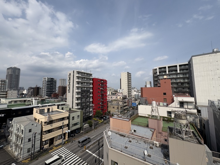 その他 眺望や窓からの景色が良いと、家で過ごす時間も快適です。