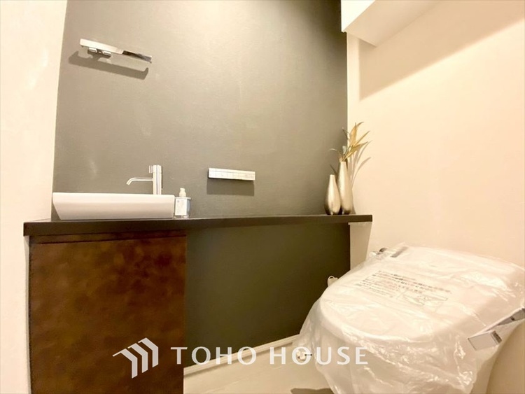 トイレ 【TOILET】◆快適◆な生活に不可欠。節水型の高性能トイレを新設。