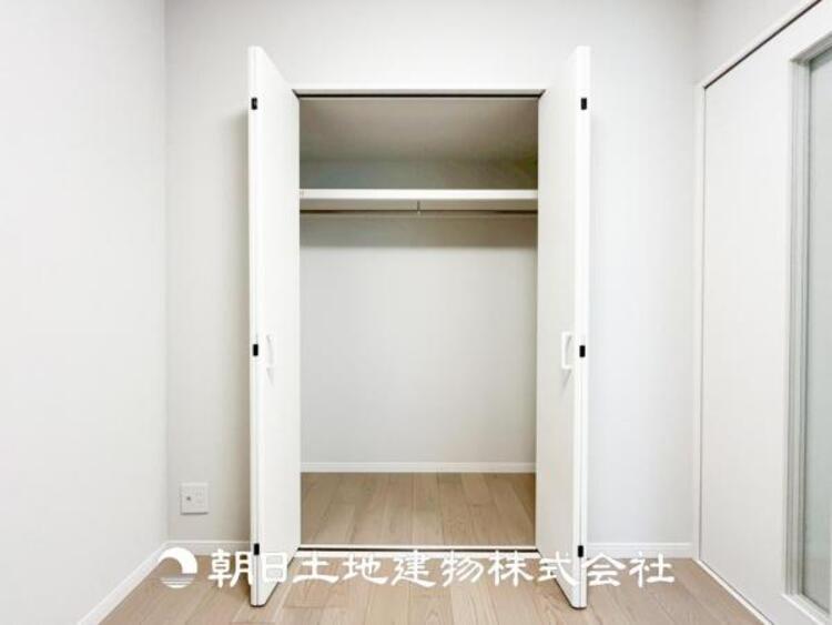 収納 【収納】部屋ごとに設けた収納は住みやすさへのこだわりがあります。シンプルで使いやすい収納スペース。