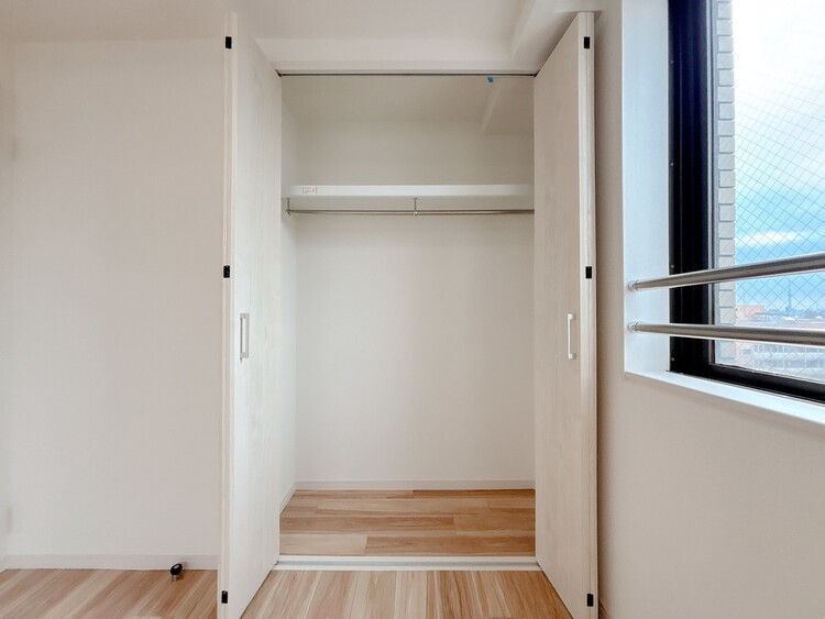 収納 居室にはクローゼットがあり、荷物もスッキリ収納して快適にお過ごしいただけます。