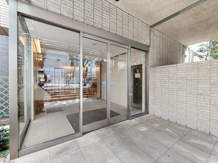 エントランス 外と内をつなぐエントランスは、まさに顔となる場所。