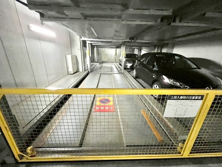 駐車場 本物件の駐車スペースです。車種制限のある場合もございますので、お気軽にお問い合わせくださいませ。