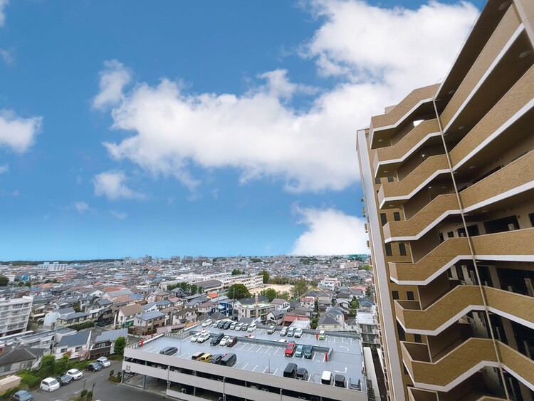 バルコニー 頬をなでる、優しい風を感じることが出来ます。