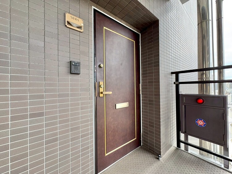 玄関 玄関を開ければ、そこは安らぎのご自宅。