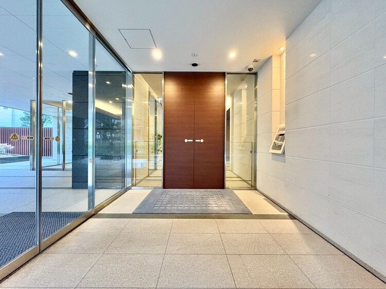 エントランス エントランスは、毎日の行き帰りで使う大事な空間です。