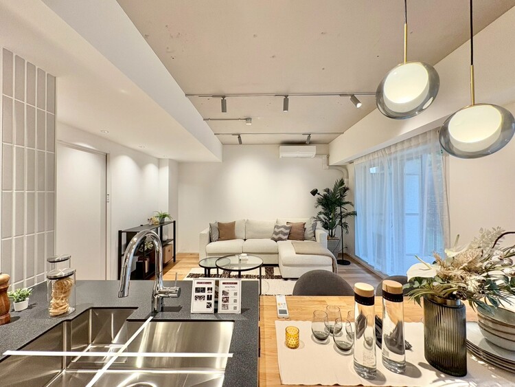 居間 ひとつひとつの空間に宿した機能性、そして美意識。