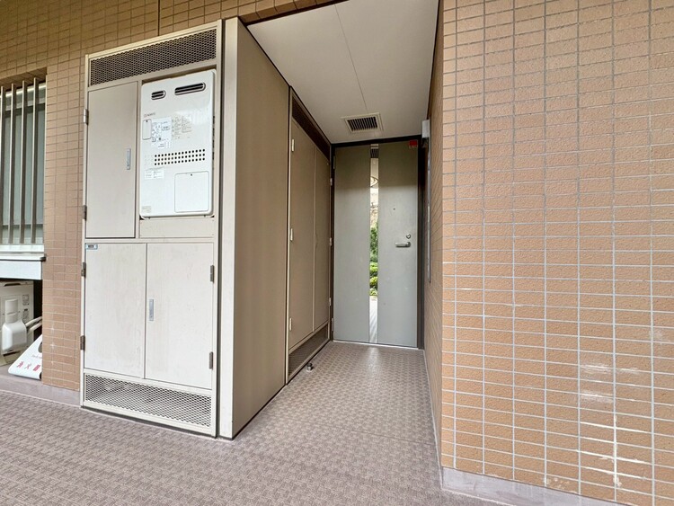 玄関 玄関を開ければ、そこは安らぎのご自宅。