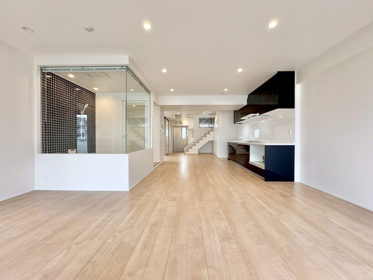 居間 豊かな居住性と、安心感を満たすクオリティが見事に調和した住空間。