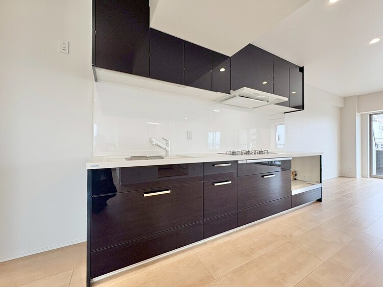 キッチン 洗練されたスタイリッシュなデザイン性と使いやすさを備えた仕様。