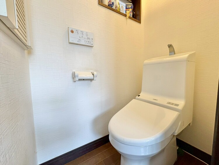トイレ 暮らしの中のさりげないひとときの快適さにも、こだわりを、持って設備を配しております。
