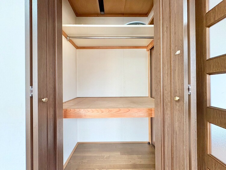 収納 居室にはクローゼットがあり、荷物もスッキリ収納して快適にお過ごしいただけます。