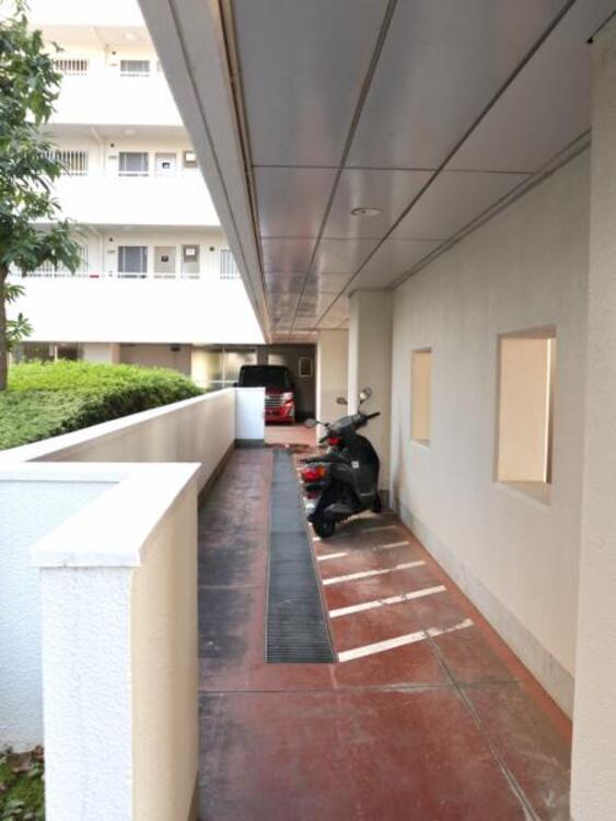 その他 バイク置場　空き状況についてはお問い合わせください。