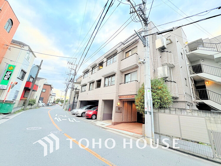 外観 〜大切なペットと暮らせるリフォーム住戸〜2面バルコニー・南東向きにつき陽当たり・通風良好〜