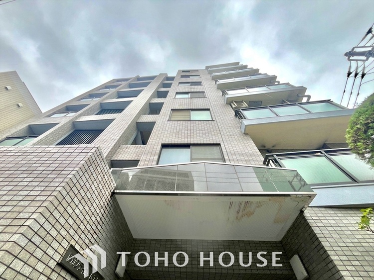 外観 【そよぐ風、緑の香り】澄み切った空気。移ろう季節の中、ゆっくりと流れる時間を、大切な人と愛でる至福。幸せを噛みしめる穏やかな生活。