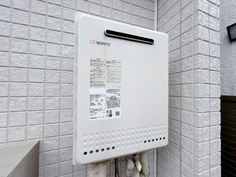 その他 給湯器。