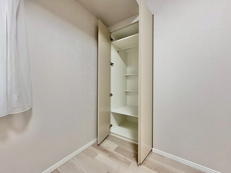 その他 家電やスーツケース、ストック品など何でも片付く嬉しい空間です。