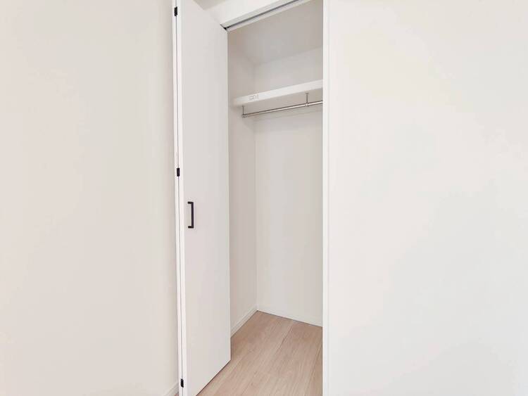 その他 家電やスーツケース、ストック品など何でも片付く嬉しい空間です。