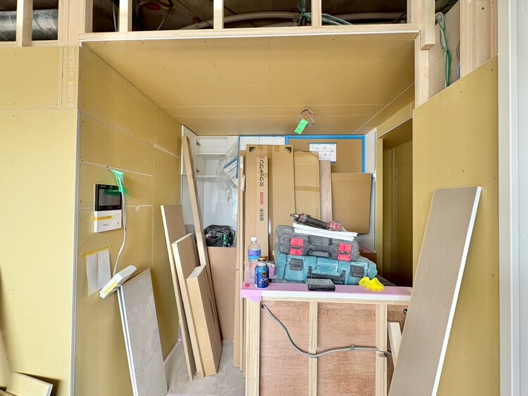 その他 十分な広さの脱衣所。