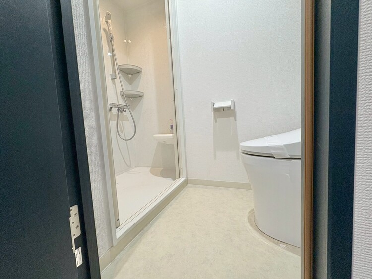 その他 十分な広さの脱衣所。