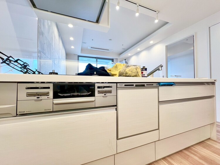 キッチン 開放感のあるキッチンスペース。調理をしながら、会話も弾みそうですね。